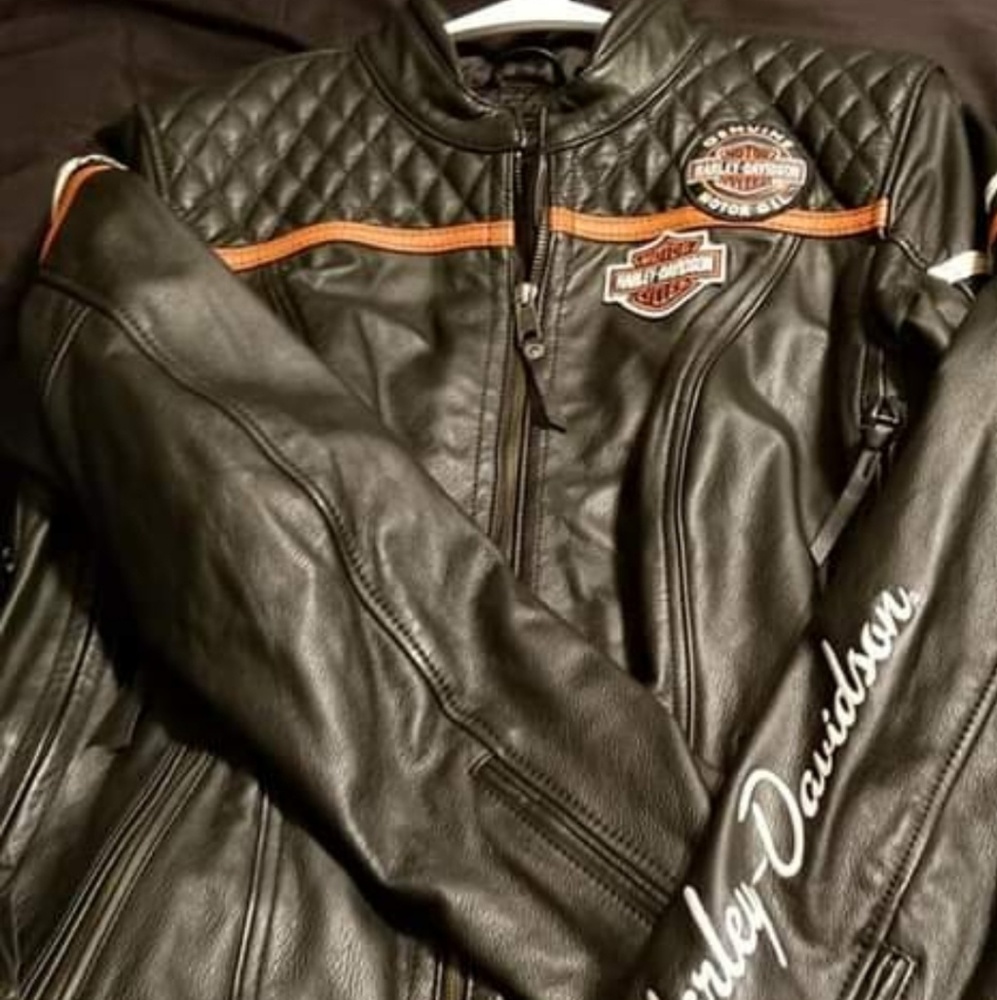 xl women's Harley Davidson leather jacket - Picture 2 of 4